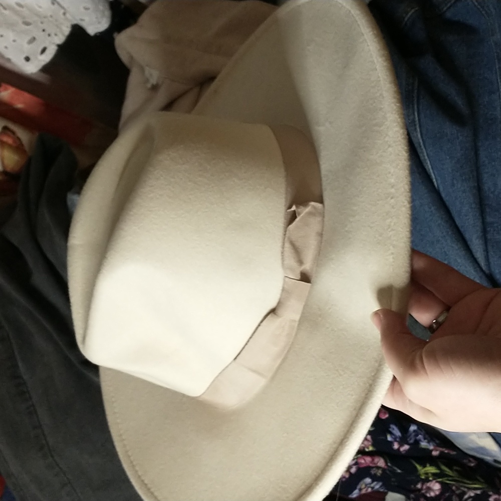 Pinklily Suede Hat